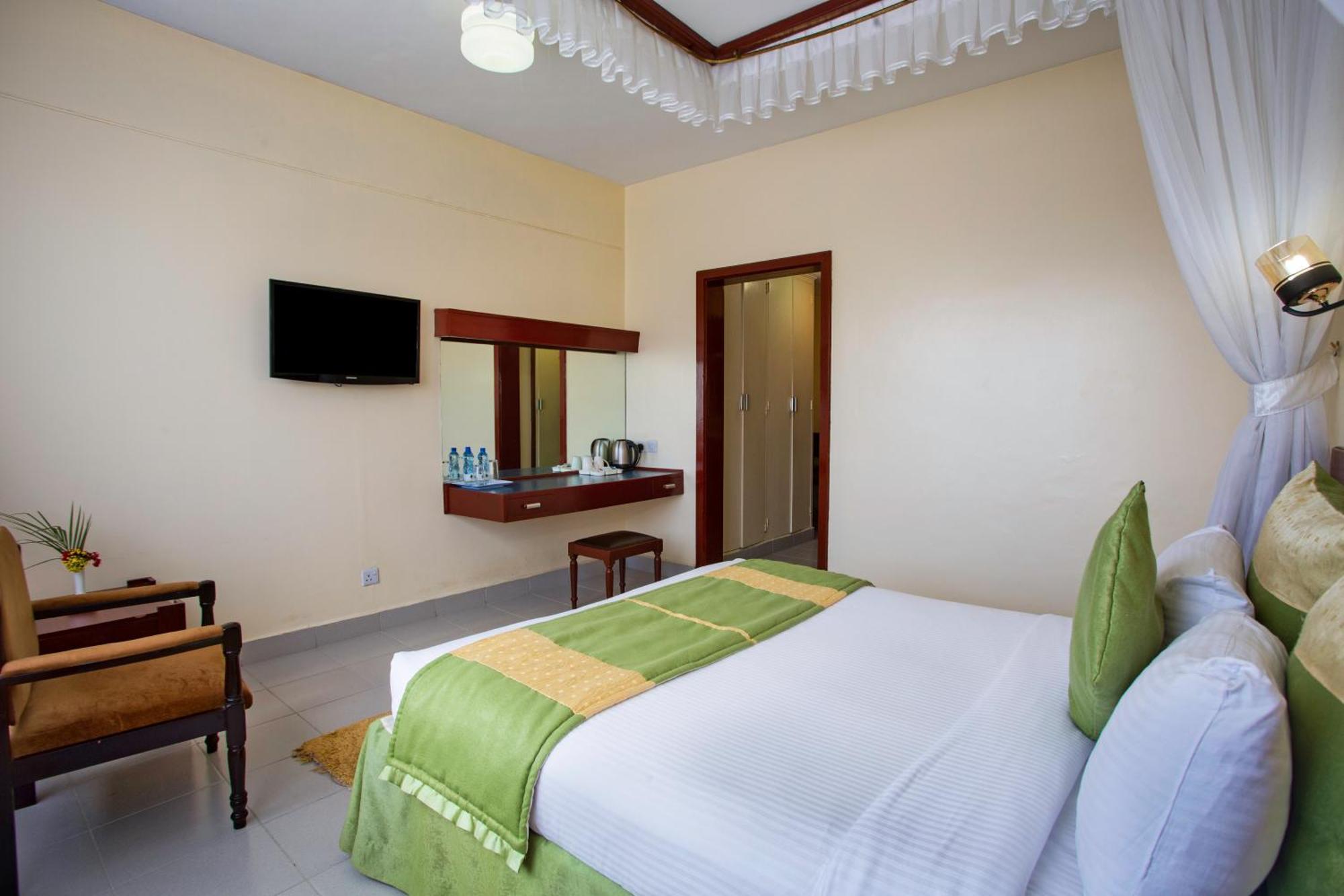 Sirikwa Hotel Элдорет Экстерьер фото