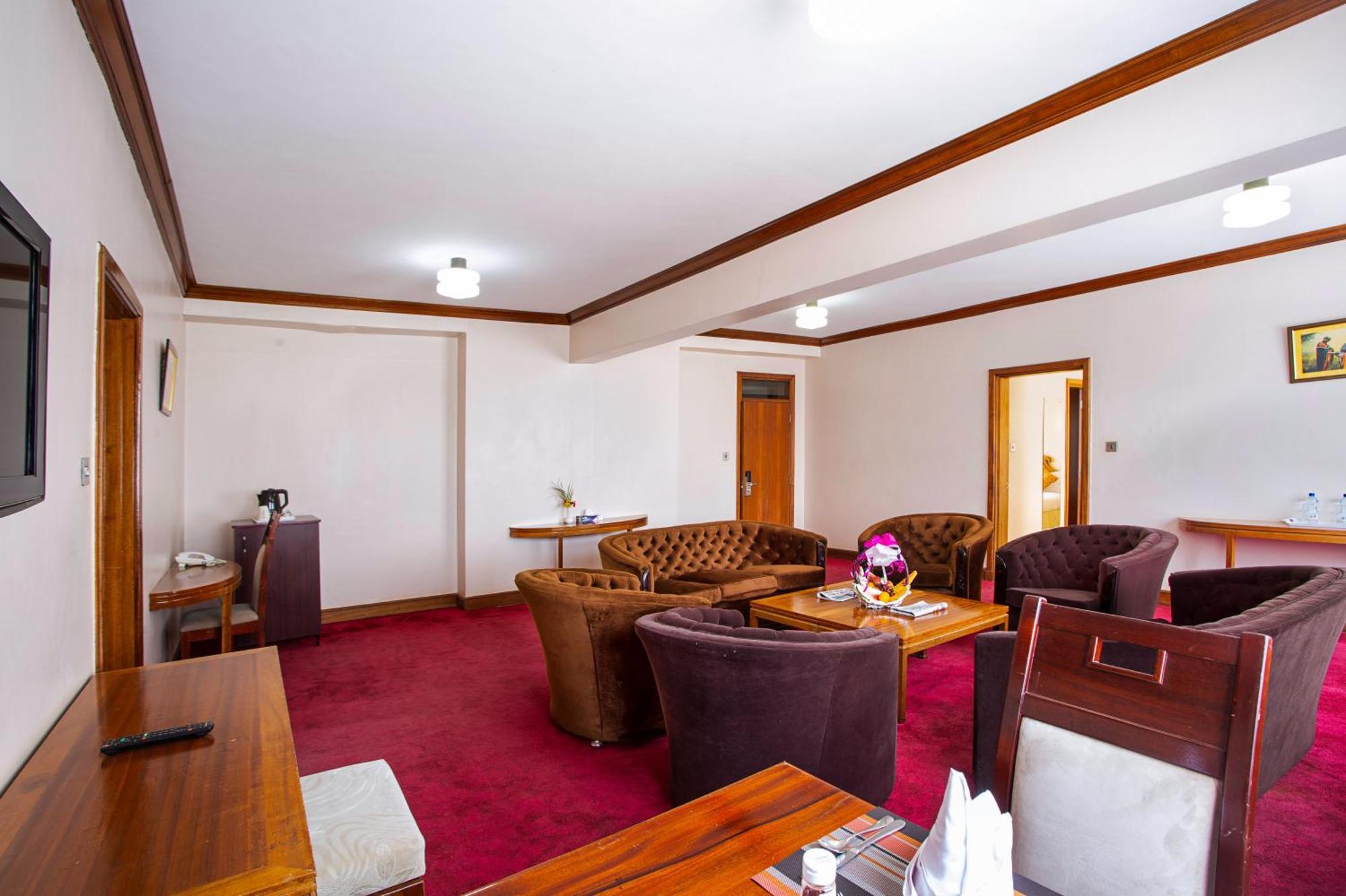 Sirikwa Hotel Элдорет Экстерьер фото