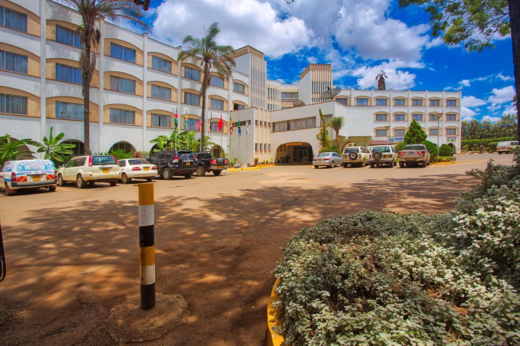 Sirikwa Hotel Элдорет Экстерьер фото