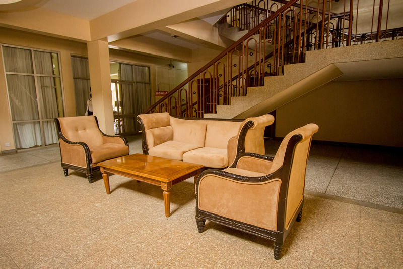 Sirikwa Hotel Элдорет Экстерьер фото